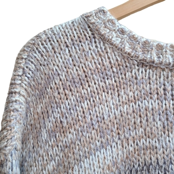 Cupio Knit Gradient Color Block, Sweater, Size Large - Picture 4 of 9